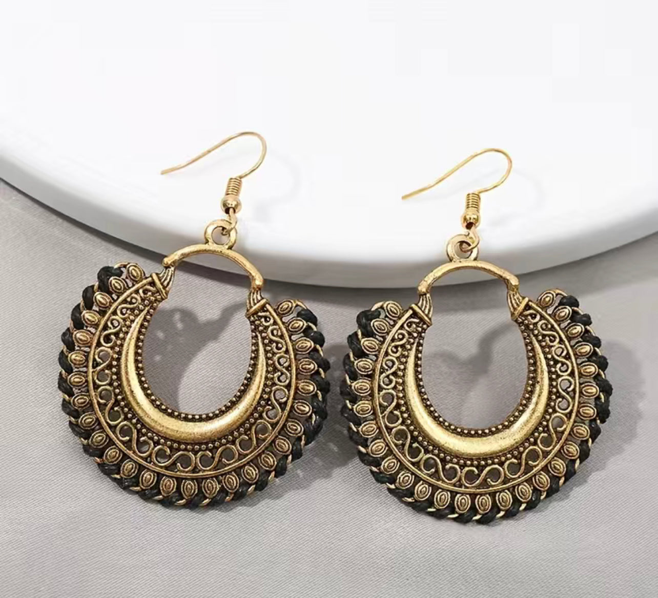 Boho Baroque round drop earrings - Black