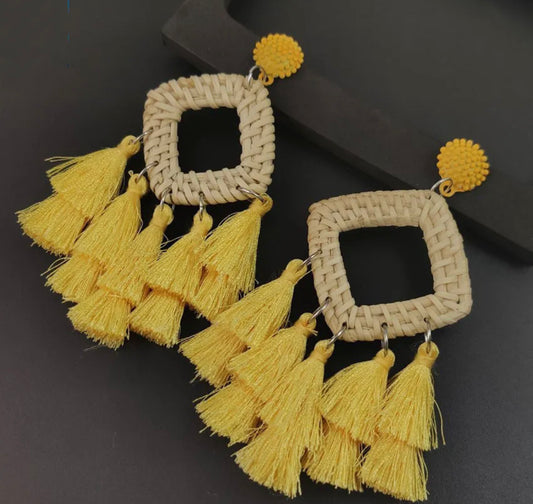 Boho statement raffia diamond shaped tassel earrings - Yellow