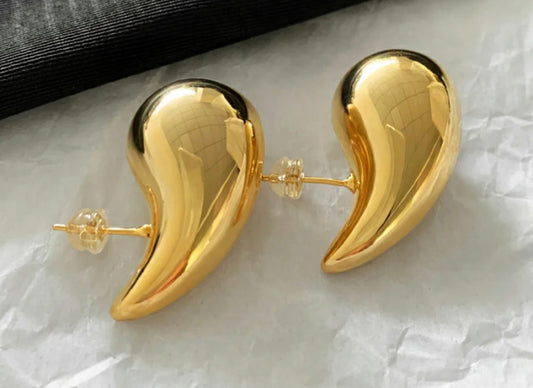 Medium Teardrop - Gold tone