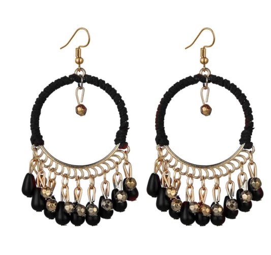 Open circle beaded tassel earrings - Black