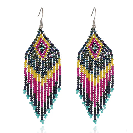 Medium beaded tassel earrings - Black/Pink