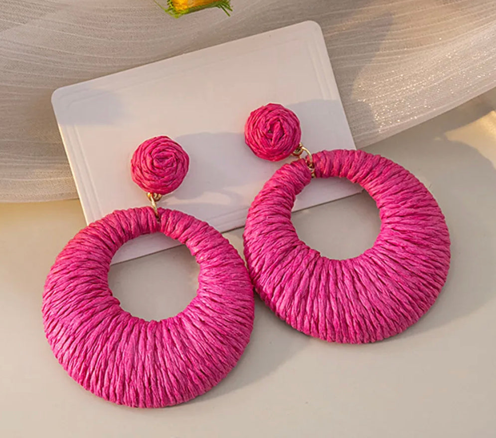 Raffia Circle drop earrings - Hot Pink