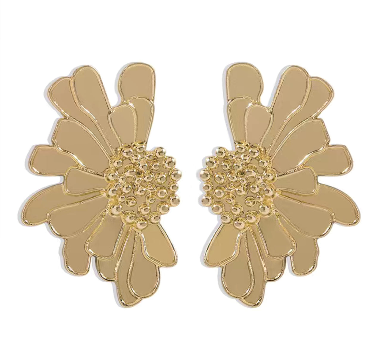 Half flower studs - Gold
