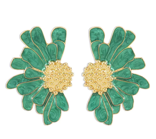 Half Flower studs - Green