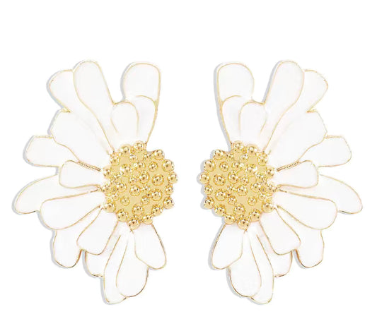 Half Flower studs - White