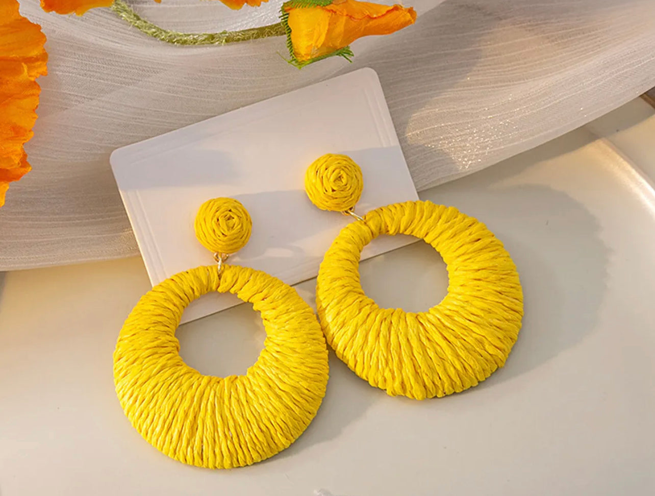 Raffia Circle drop earrings - Yellow