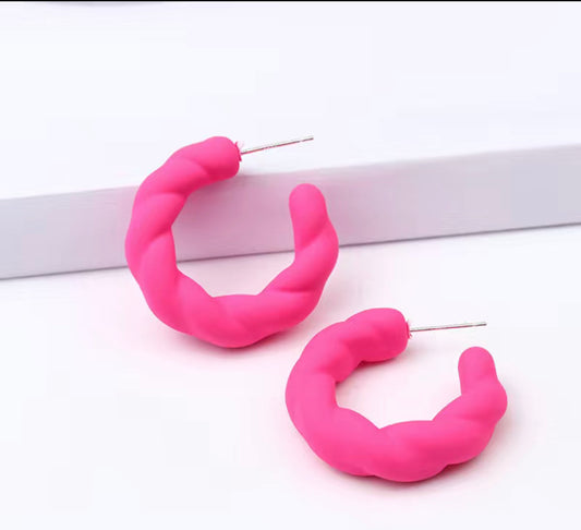 Twist hoop acrylic earrings - Hot Pink